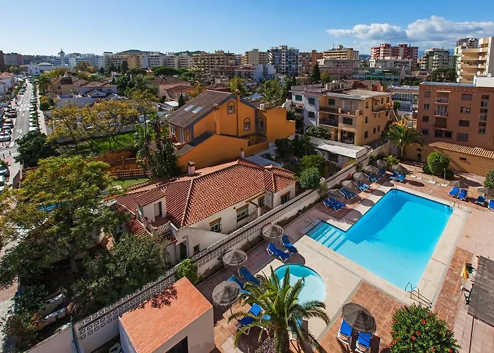 Embajador Apartman *